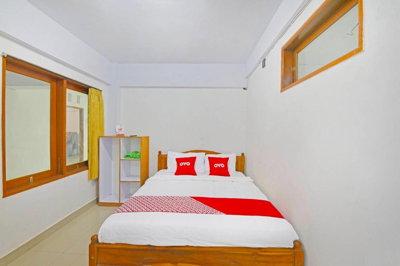 Oyo 90967 Soka Asri Guest House Darmasaba Exterior foto